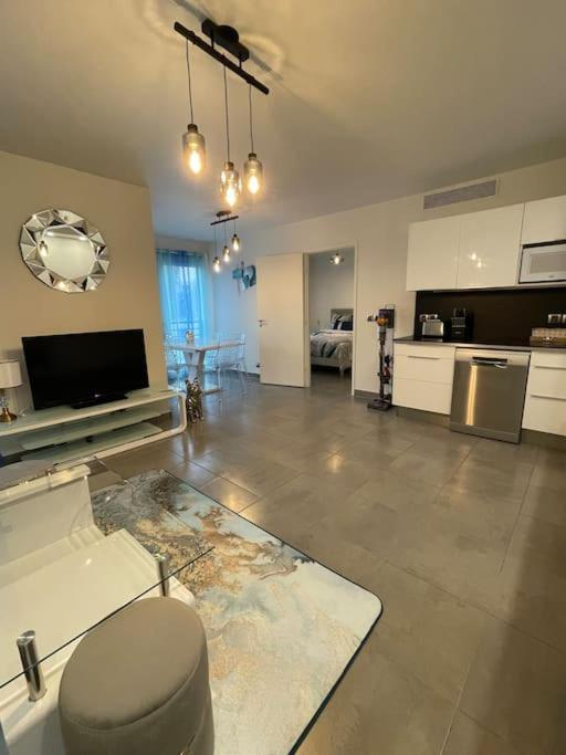 Prado Plage David - Stade Velodrome - Parc Chanot - Luxury Apartment By The Sea มาร์กเซย ภายนอก รูปภาพ